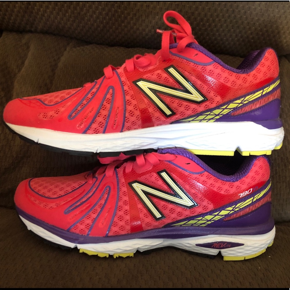 New Balance 790v3 Women's Shoe, size 9.5